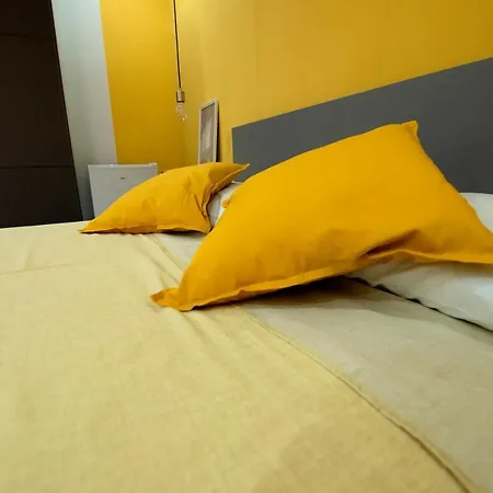 Domus Marti بيت ضيافة فورميا